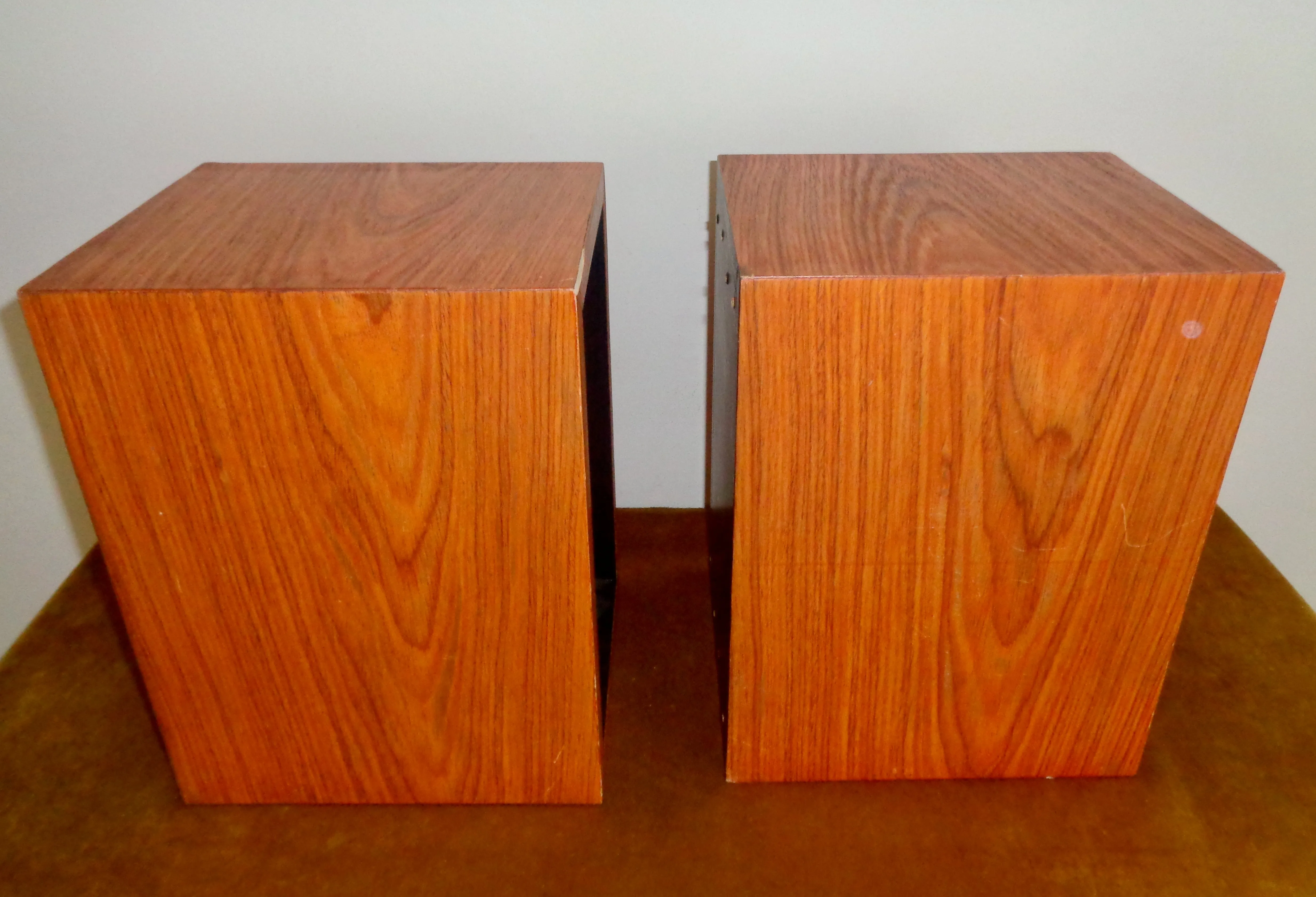 1970s BBC LS3/5A Clone Audio Bookshelf Speakers With KEF Drive Units