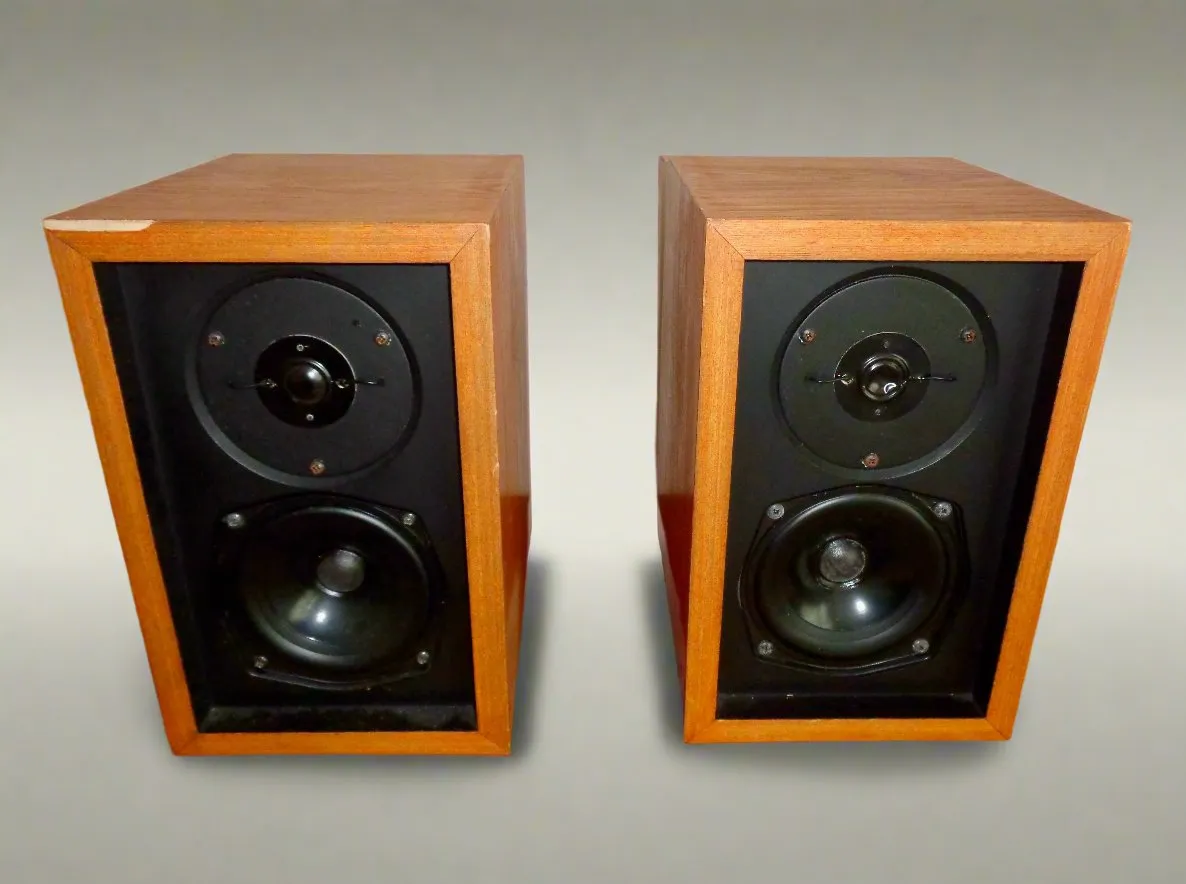 1970s BBC LS3/5A Clone Audio Bookshelf Speakers With KEF Drive Units