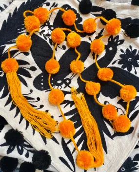Cempasúchil Pom-Pom Streamer