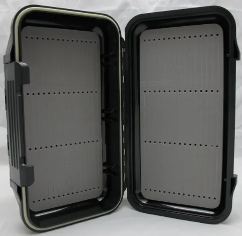 Dakota Angler and Outfitter Bugger Box Without Swing