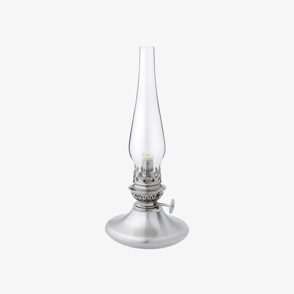 Danforth Captain Oil Lamp With 7" Globe