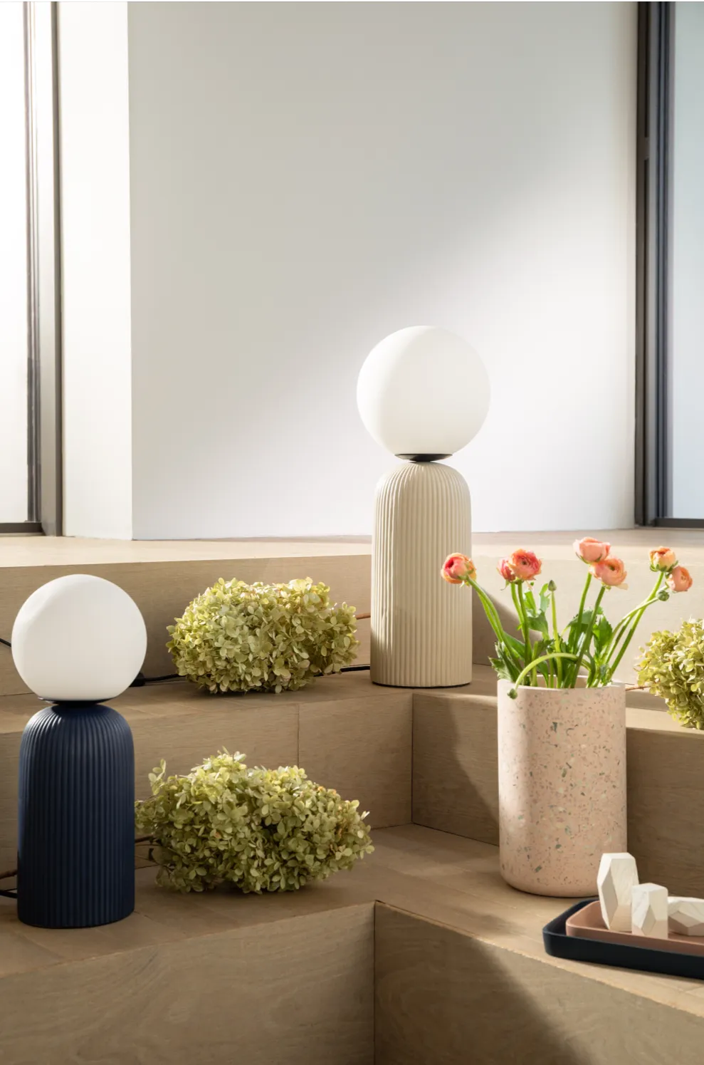 Dash Table Lamp