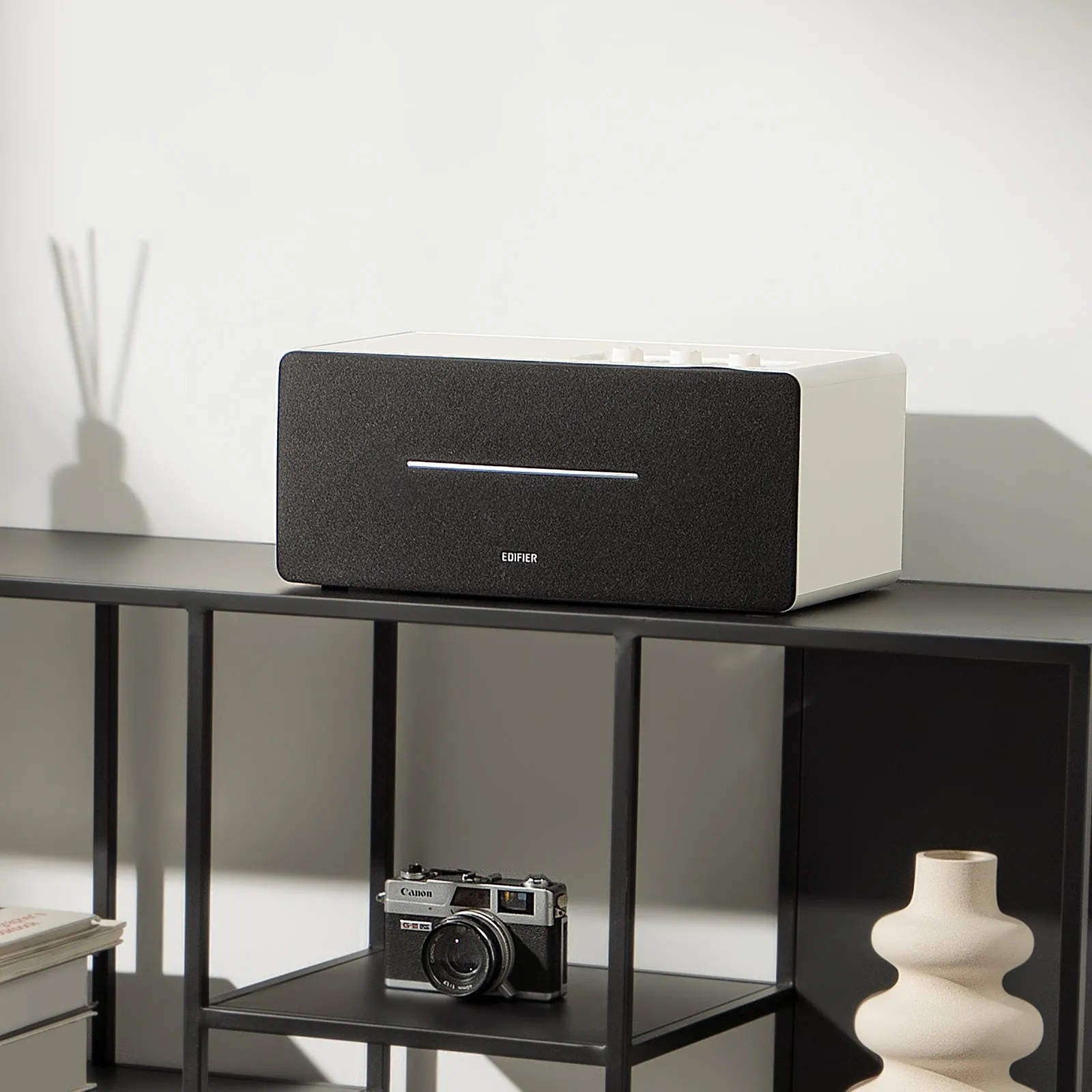 Edifier D12 Bookshelf Speaker Integrated Desktop Stereo Bluetooth Wireless Computer Speaker with Subwoofer Line Out (White)
