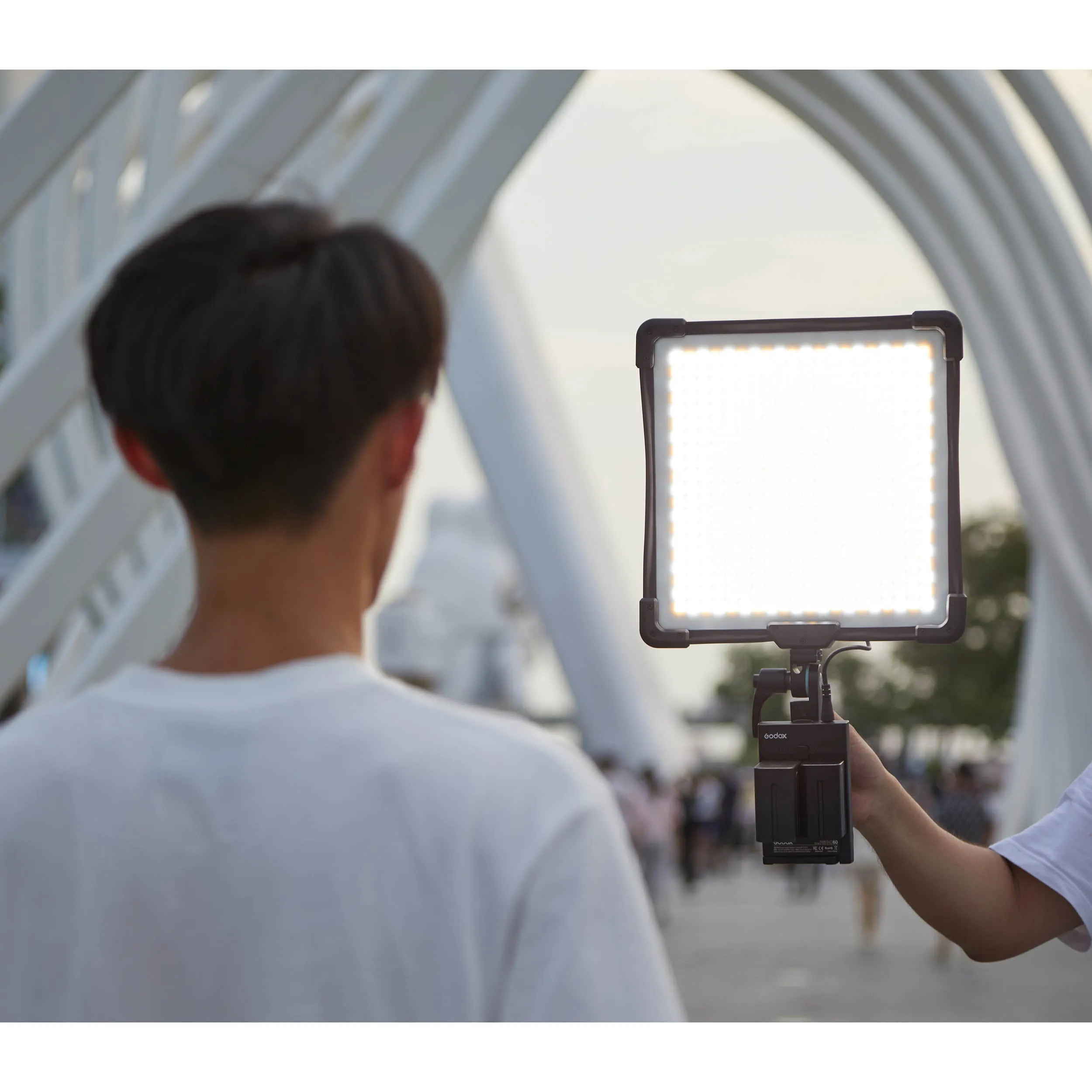 FH50Bi 1'x1' Flexible Handheld Bi-Colour Variable Colour-Temperature LED Studio Light Panel