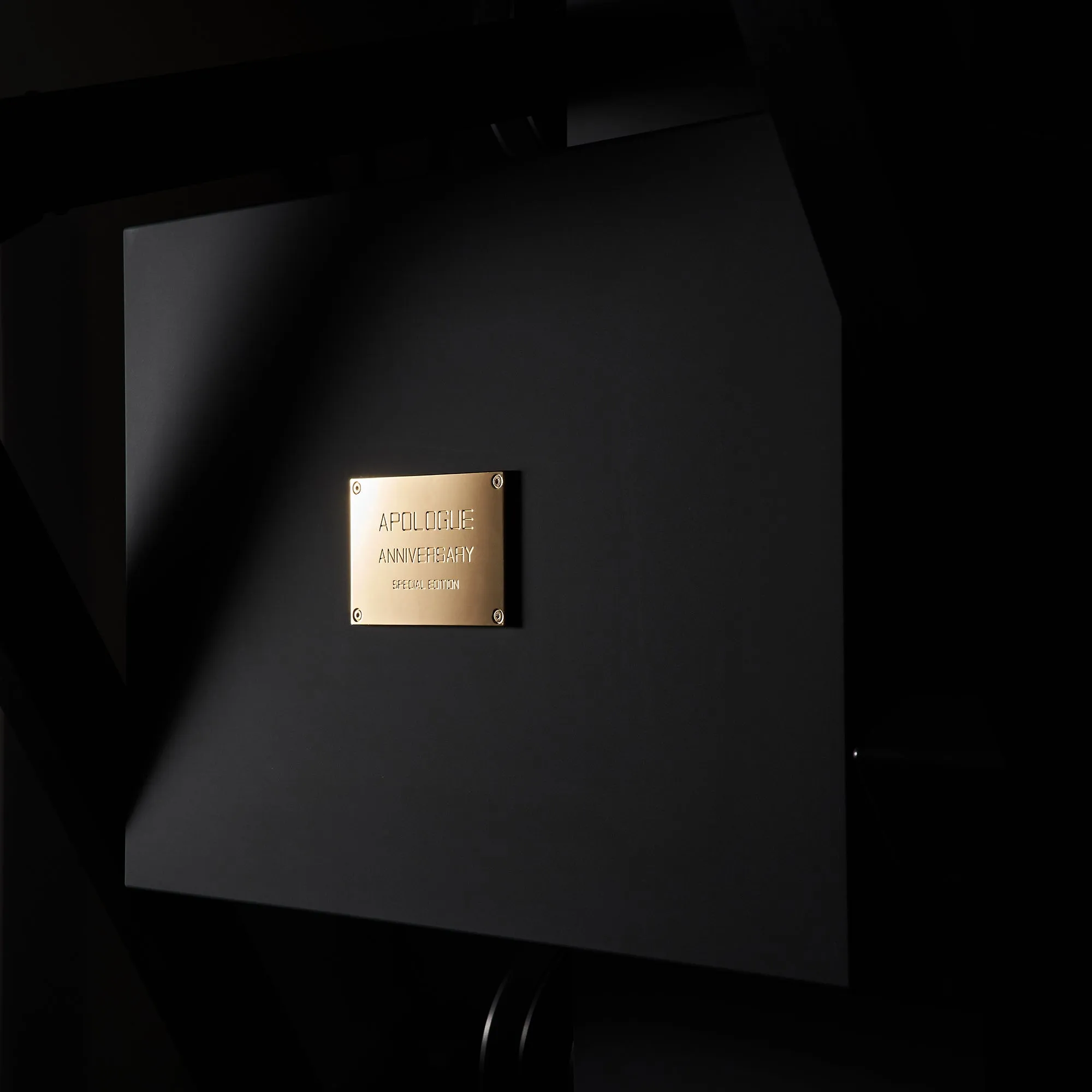 Goldmund  APOLOGUE SPECIAL EDITION Active Wireless Speaker