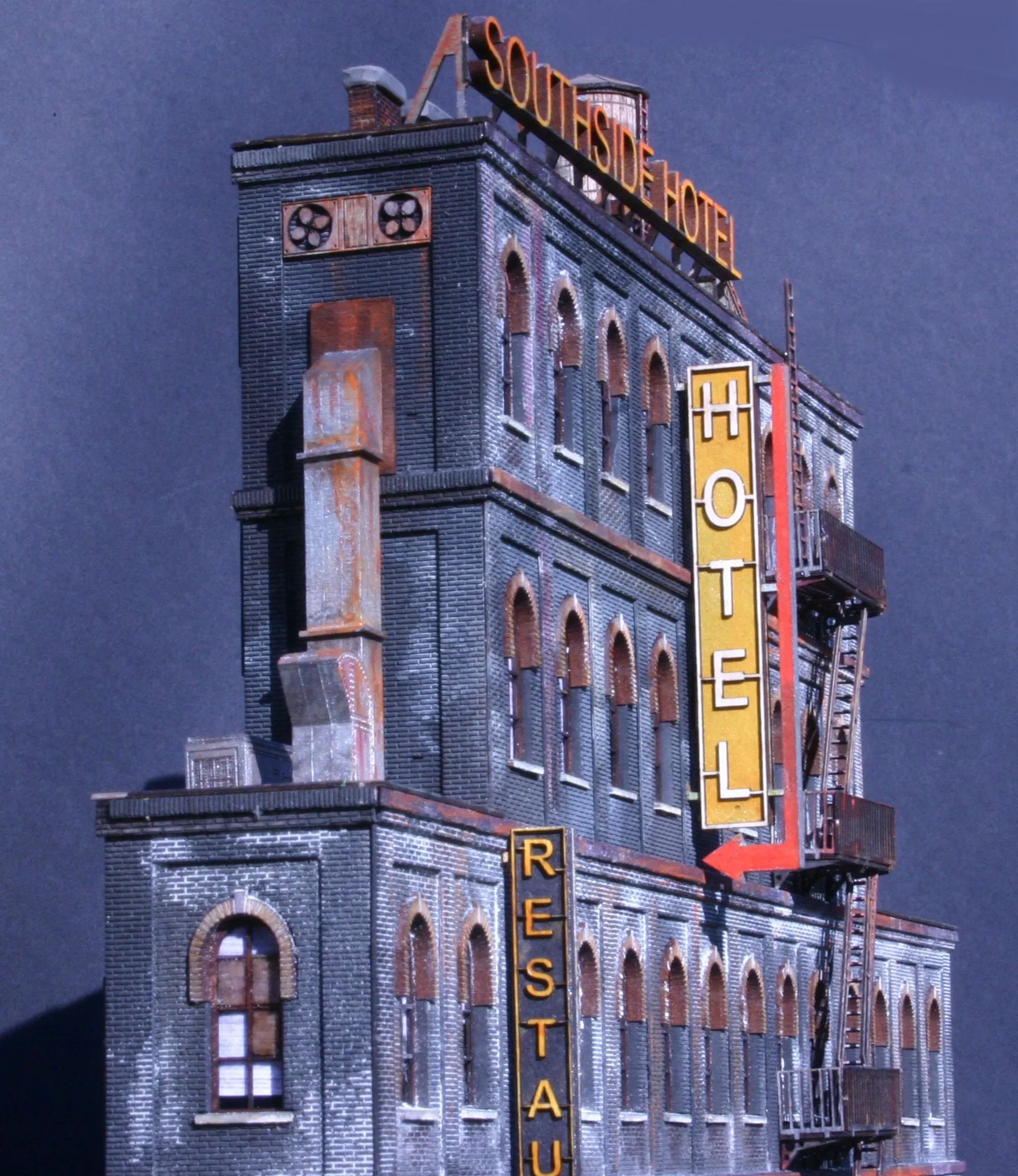 HO4160 Southside Hotel Kit