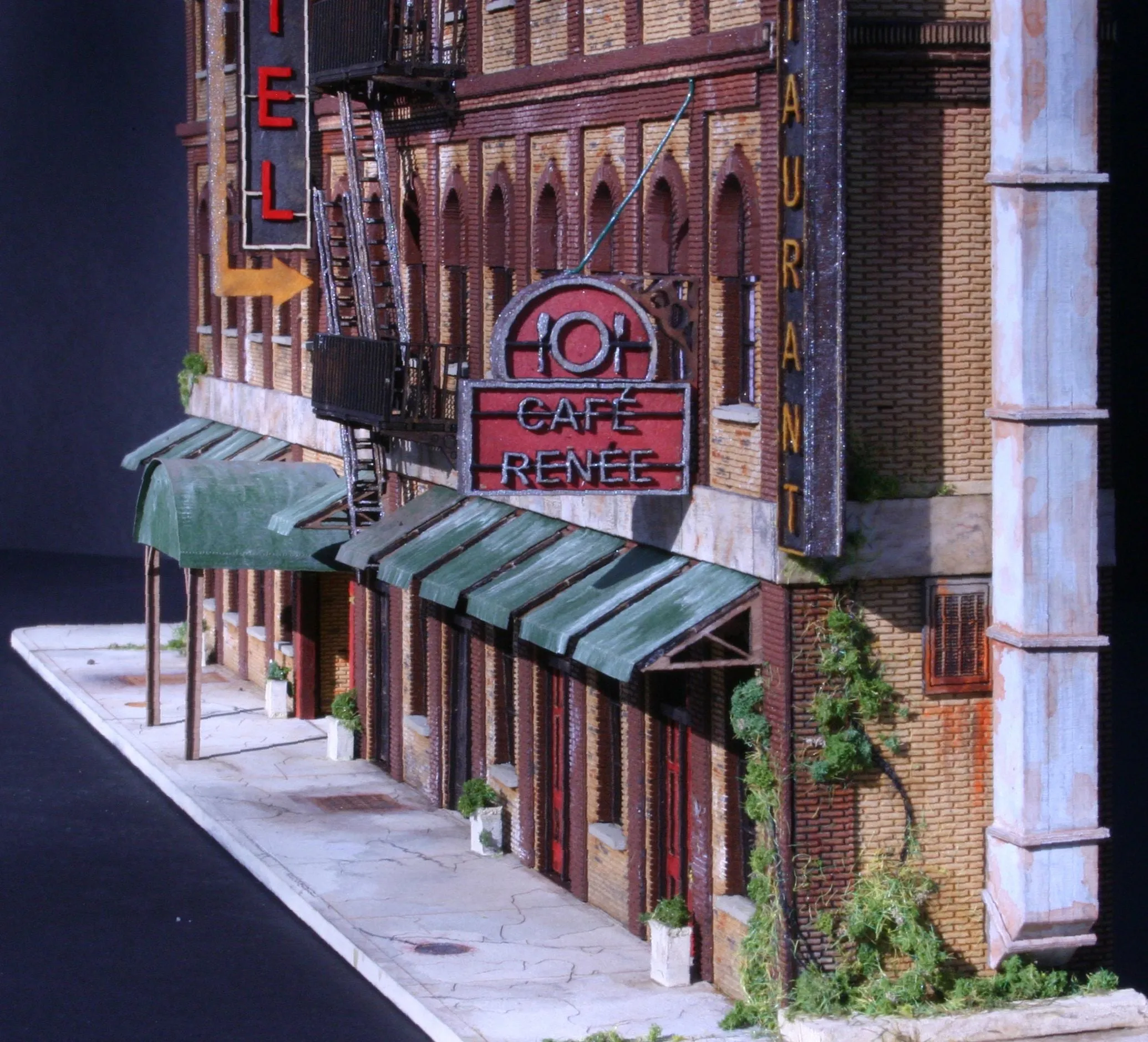 HO4160 Southside Hotel Kit