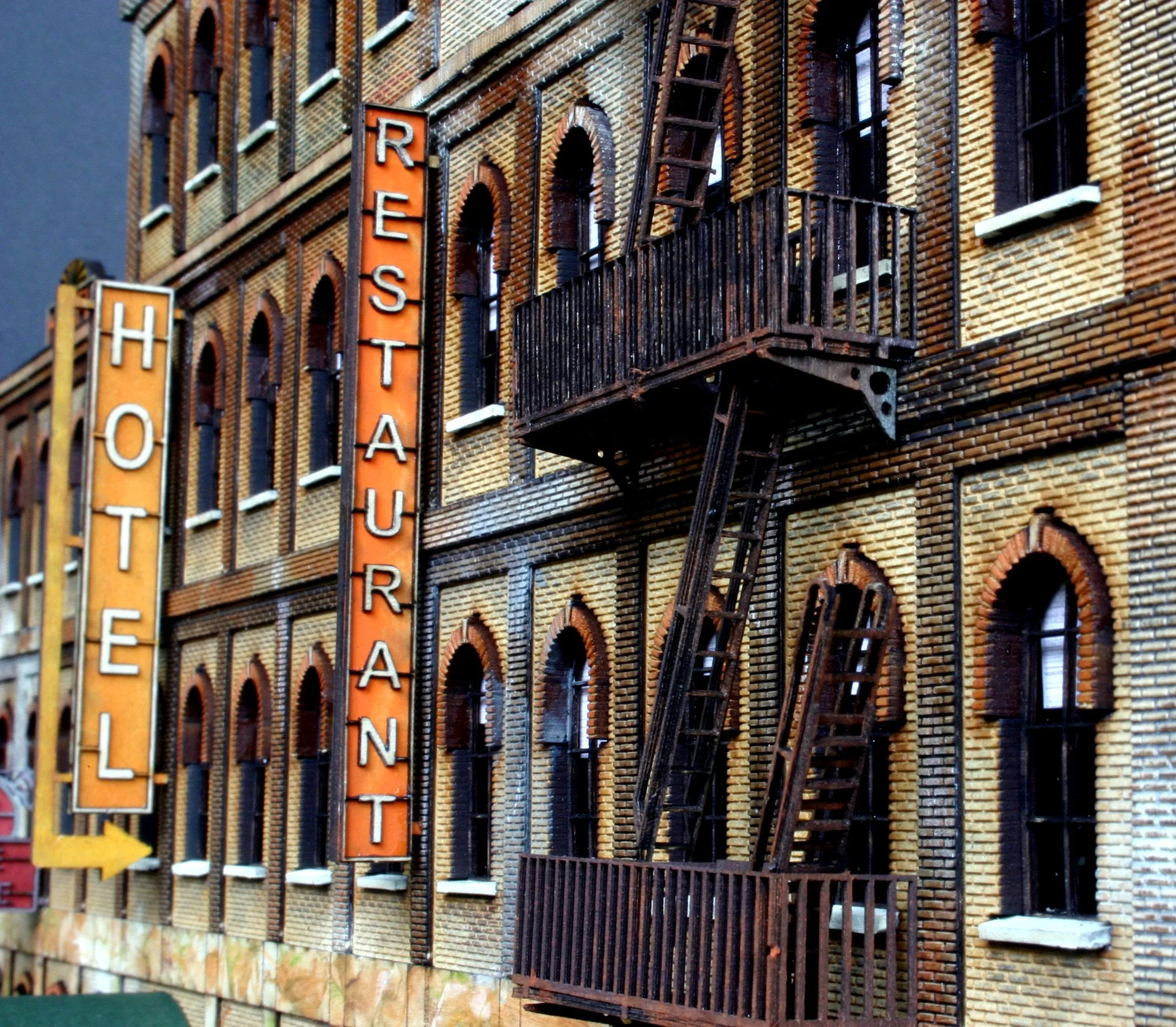 HO4160 Southside Hotel Kit