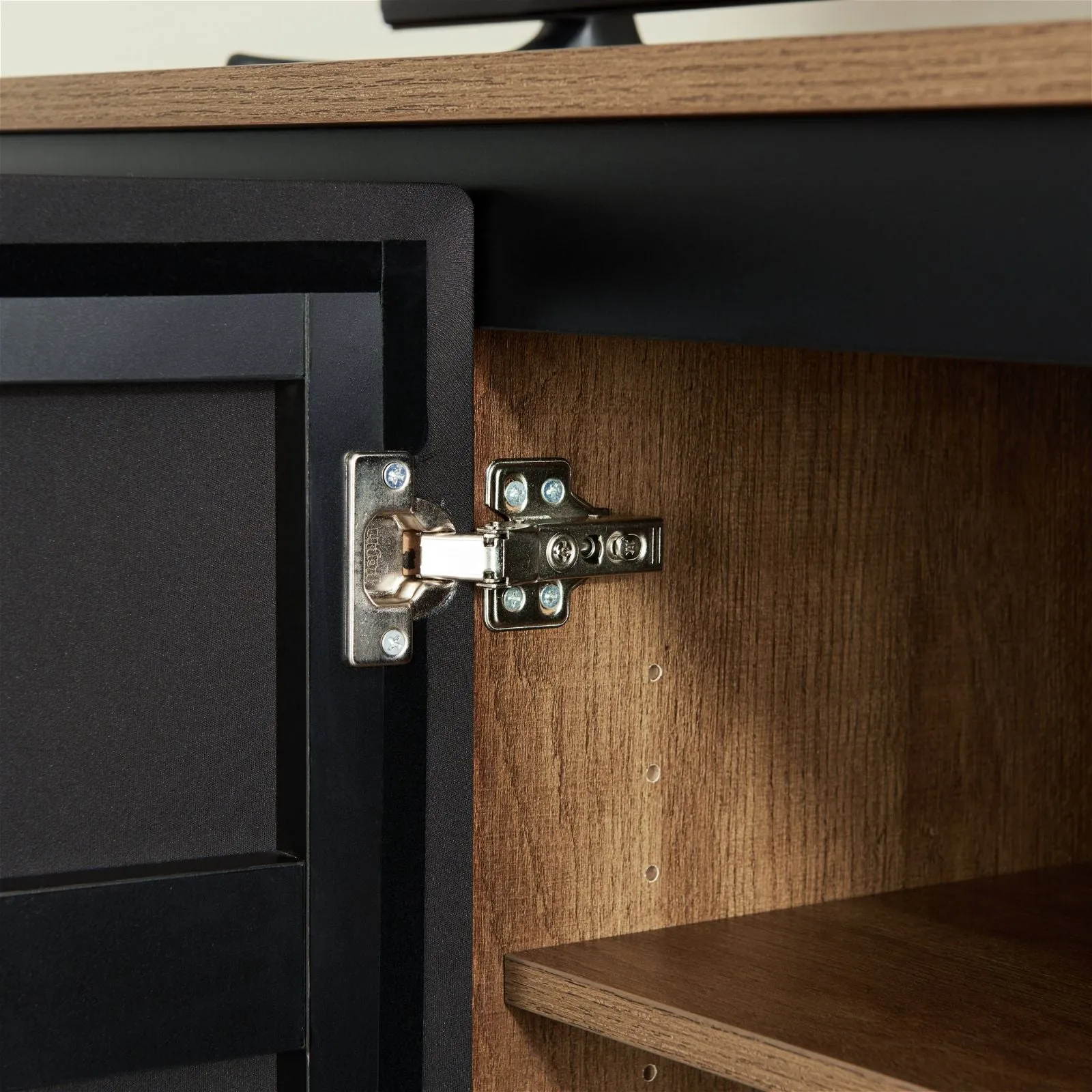HOLLYWOOD1800DO Entertainment Unit by Tauris™