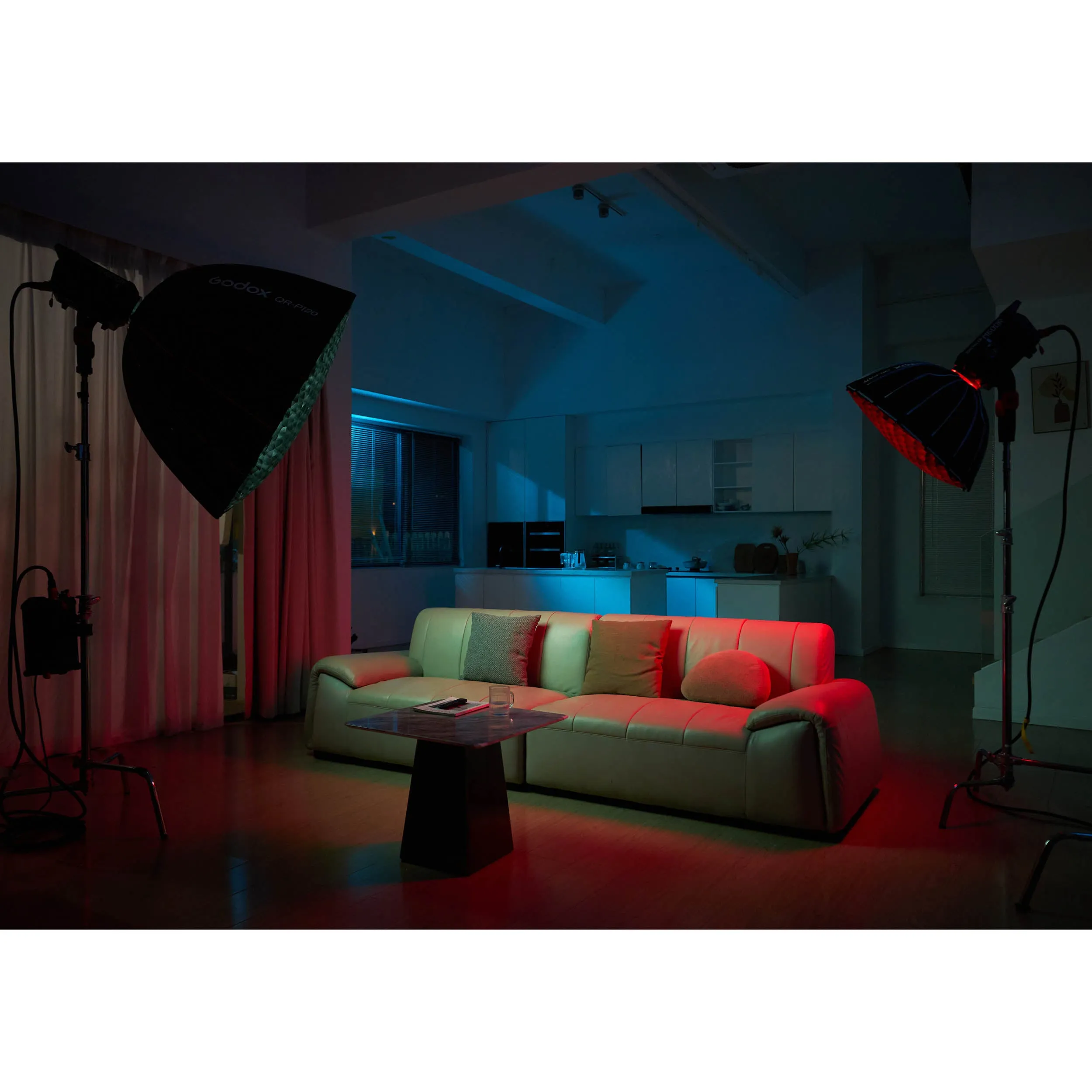 KNOWLED M600R 740W RGBWW Hard-Light Cine LED Light