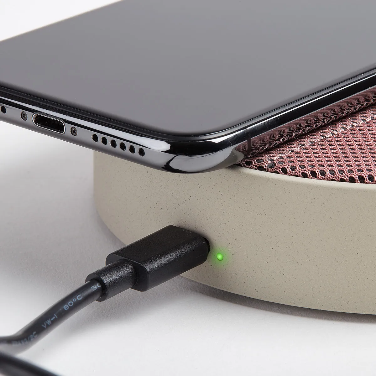 Lexon Speaker & Wireless Charger Oslo Energy