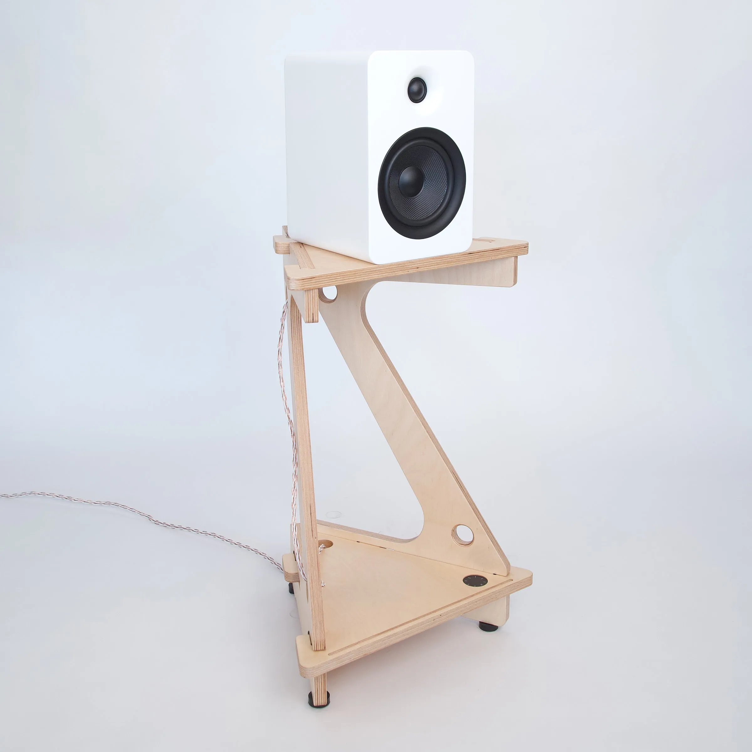 Line Phono Speaker Stand for Bookshelf Speakers, Sonos Five