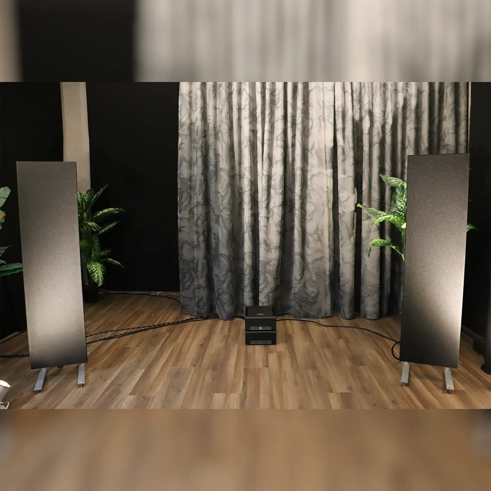 Magnepan LRS  Speakers (IN STOCK)