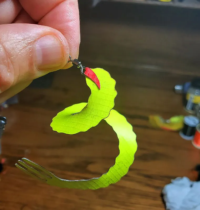Medium Game Forked Bling Tails