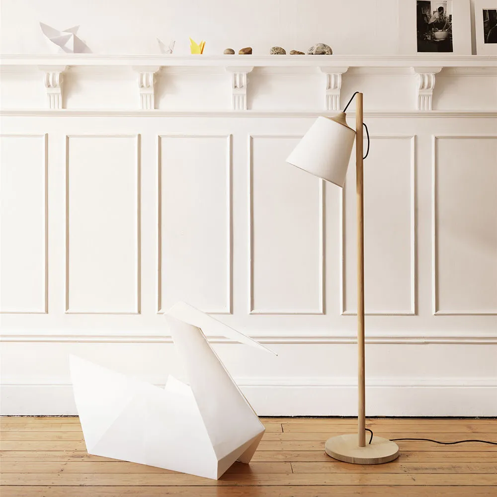 muuto | pull floor lamp with dimmer | oak