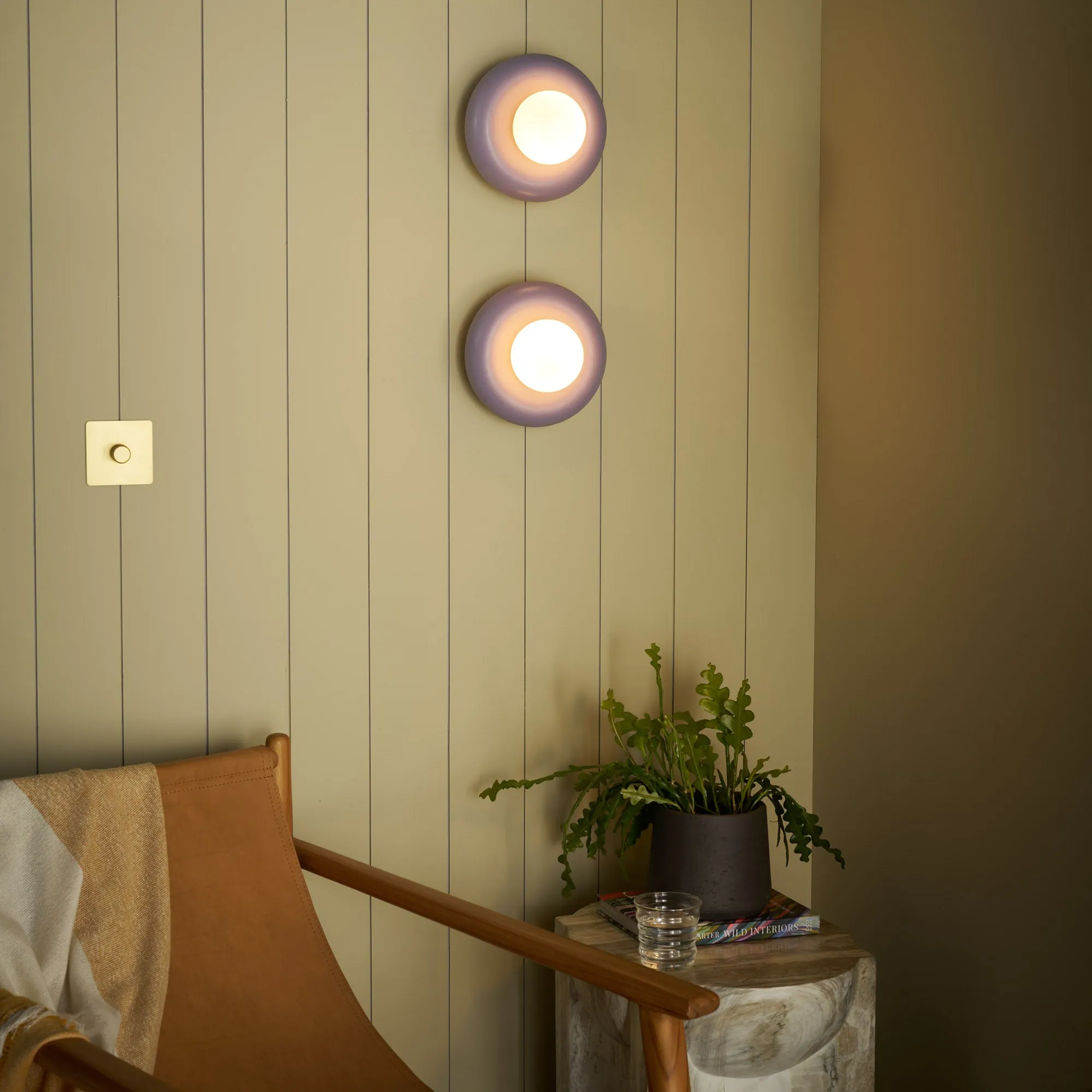 NOVI Ceramic Wall Light - Lilac