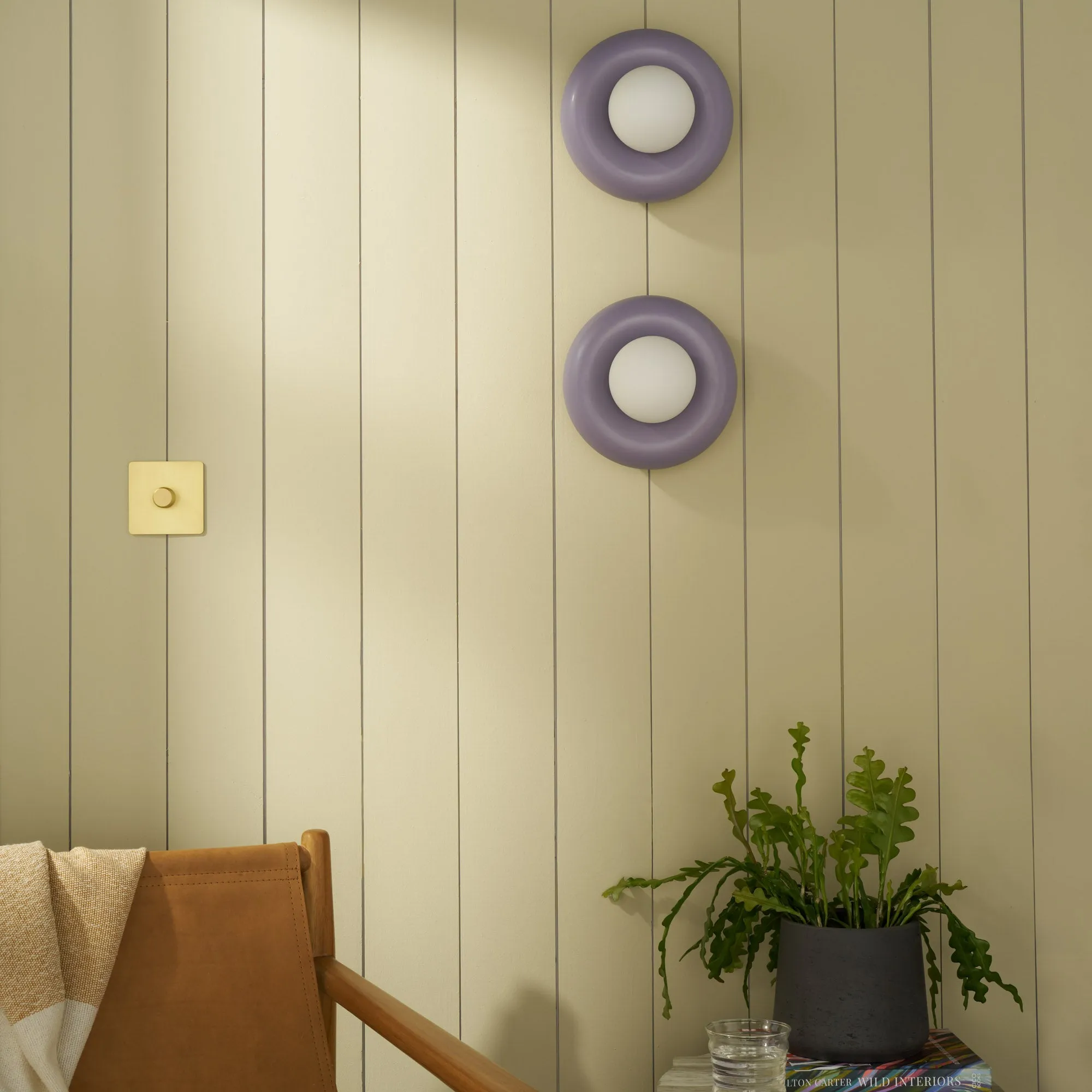 NOVI Ceramic Wall Light - Lilac