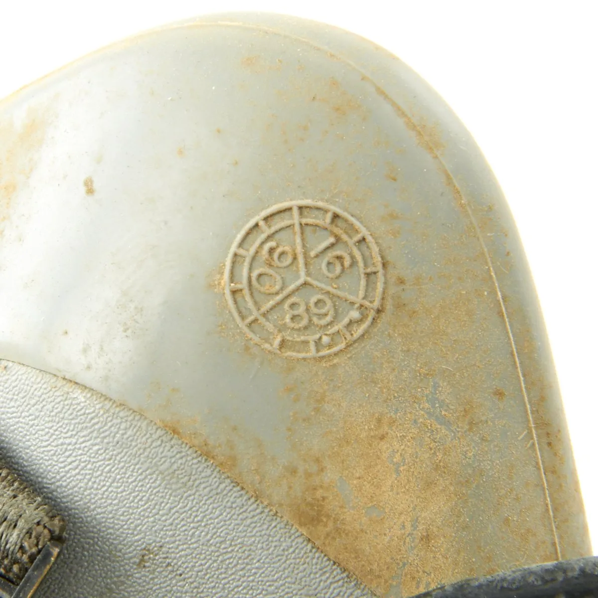 Original Cold War F-16 Fighting Falcon Pilot Helmet of the 475th Weapons Evaluation Group